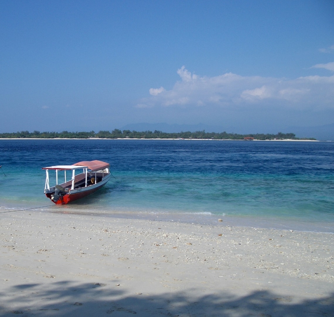 Seminyak - Boat on a beautiful Gili T beach