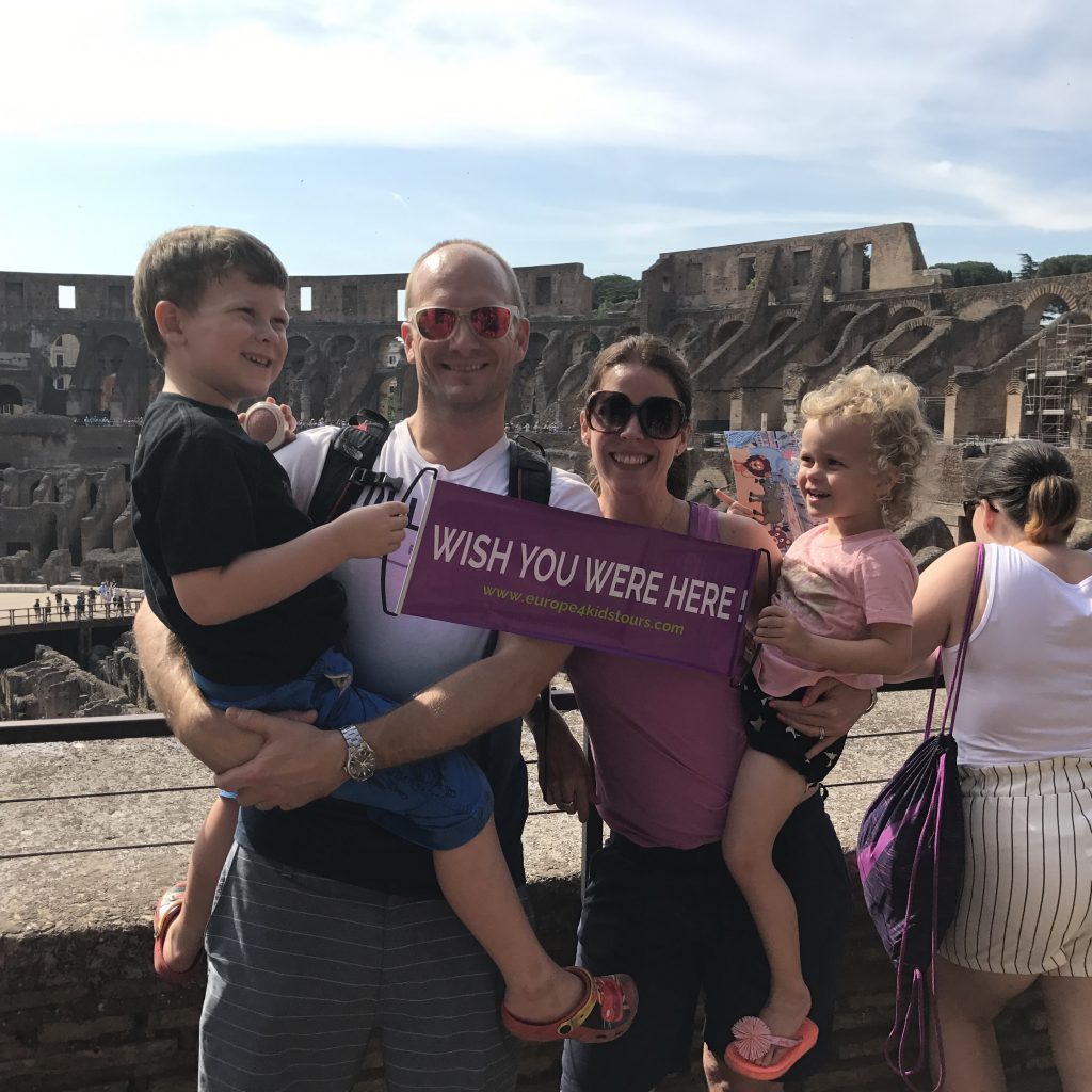 Easy Holidays - Wanderlust family in the Coliseum in Rome