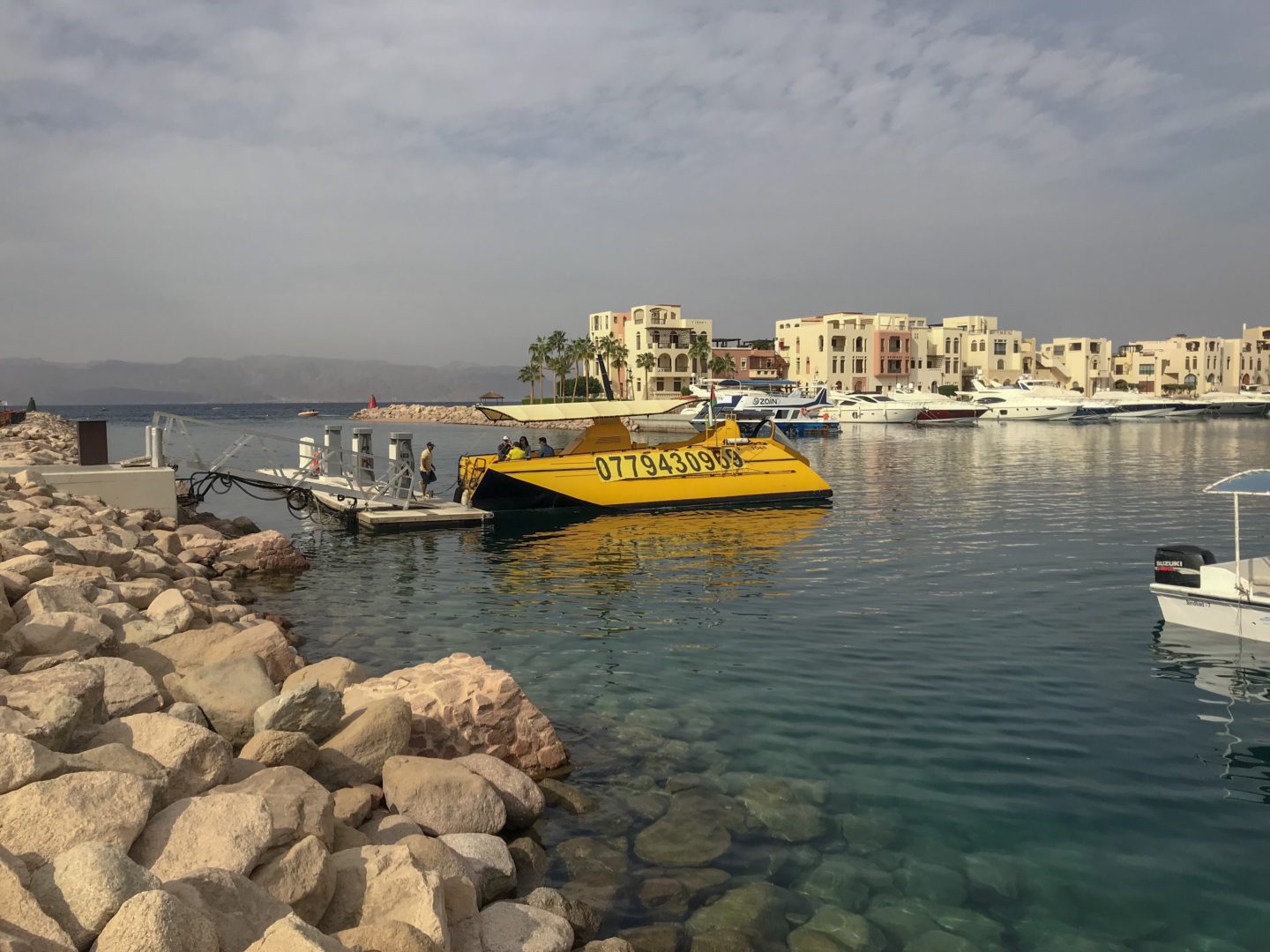 Jordan Adventures Part 5 - Aqaba and the Red Sea - the yellow submarine coming in