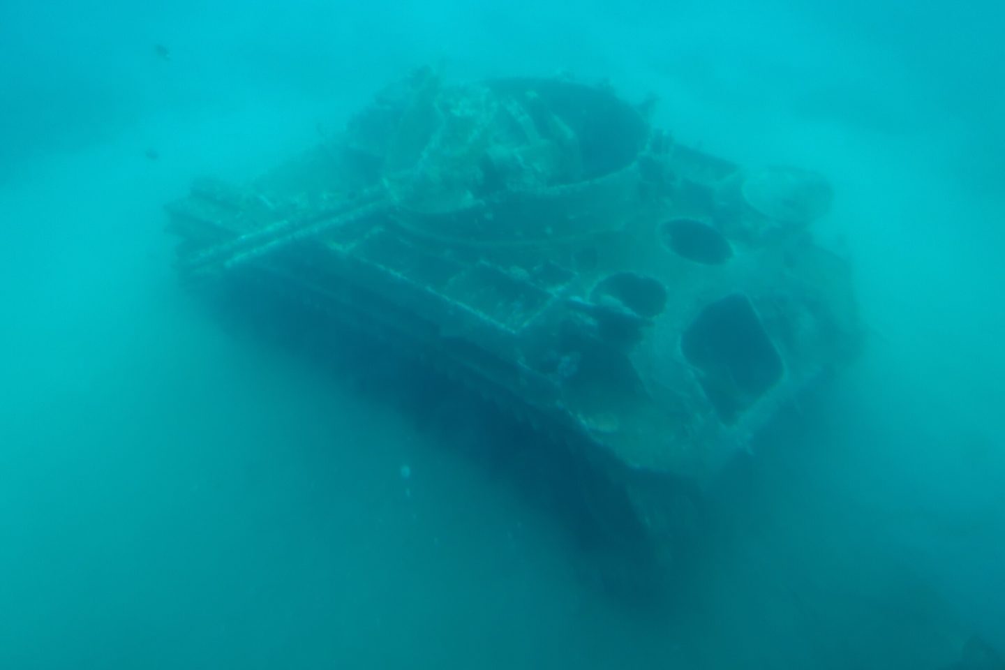 Jordan Adventures Part 5 - Aqaba and the Red Sea - a tank submerged in the sea!